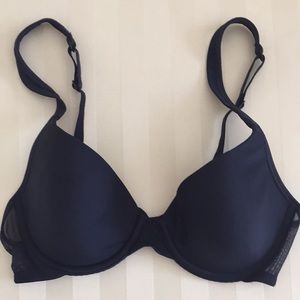 GAP BODY 32B lightly padded underwire Navy bra
